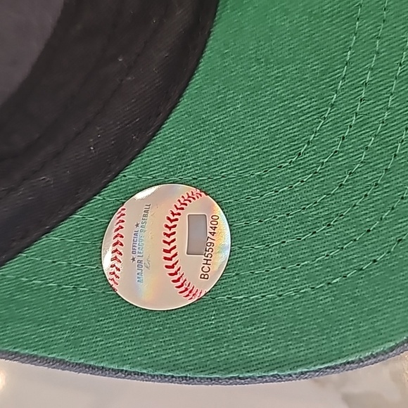 Baseball hat - Picture 4 of 5